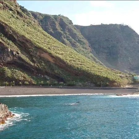 With Beautiful Ocean Views Apartament